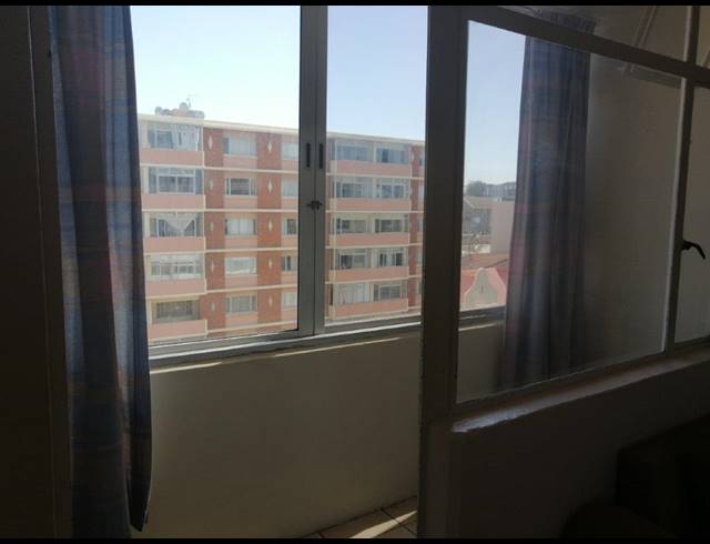 1 BEDROOM APARTMENT RENTED IN HUMEWOOD